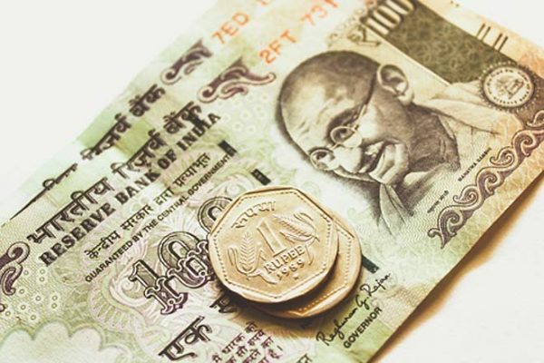 Rupee Slips 33 Paise To 71 94 Against Us Dollar In Early Trade