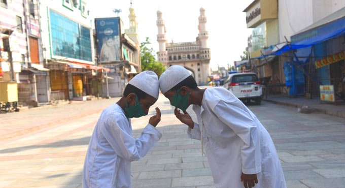https://cdn.telanganatoday.com/wp-content/uploads/2020/05/Muslims-in-Hyderabad-celebr.jpg