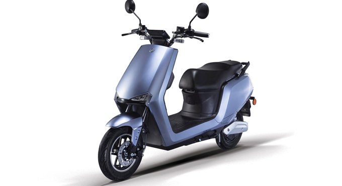 Bgauss launches electric scooters Bgauss B8 and Bgauss A2
