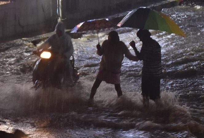 Heavy rains pound Telangana State, normal life hit