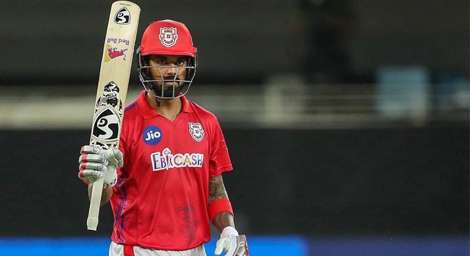 Rahul blames dew for loss over Royals