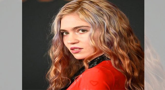 Elon Musk’s girlfriend, singer Grimes contracts COVID-19