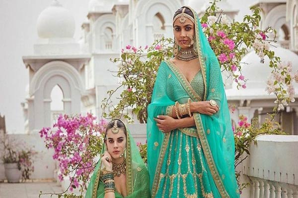 Sabyasachi Mukherjee Latest Wedding Dresses 2016-2017 Collection. Lehengas,  Sarees (39) - StylesGap.com