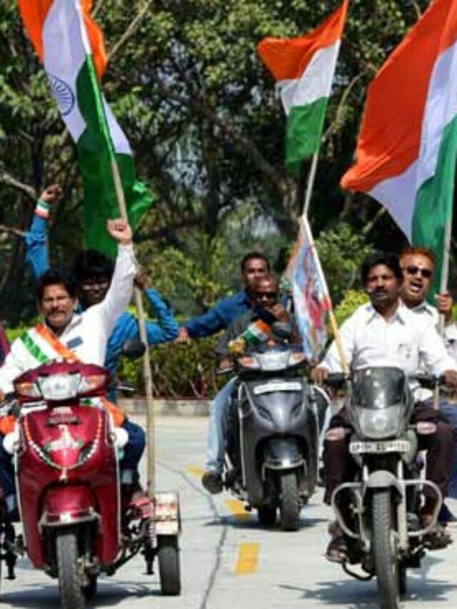 Hyderabad resonates with ‘Jana Gana Mana’ as people sing national anthem on streets