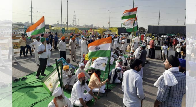 Bharat Bandh: Farmers gather near national highways in Punjab, Haryana