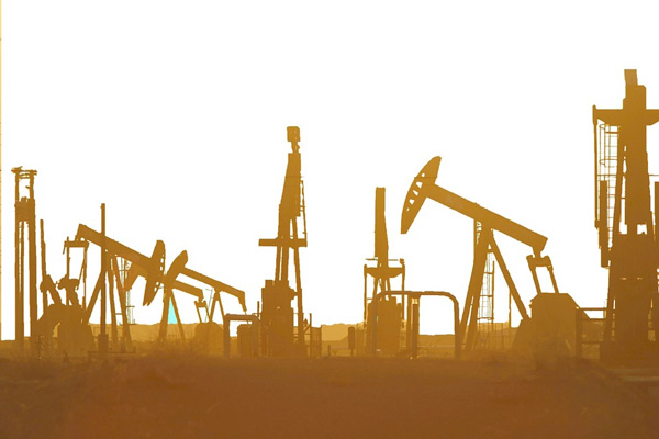 Crude oil prices rise on global tensions
