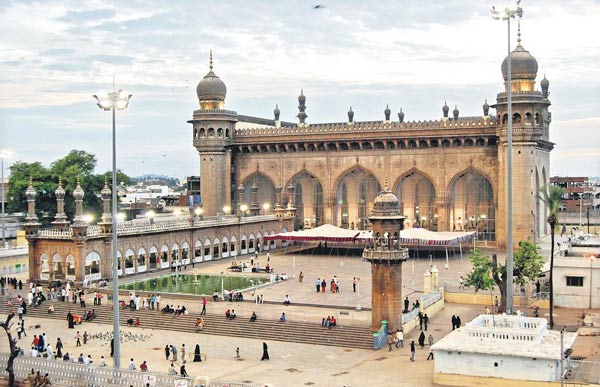 Hyderabad: Two held for shooting video at Mecca Masjid