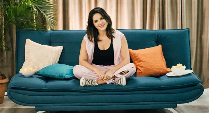 Bollywood actress Sunny Leone is ‘one with the couch’