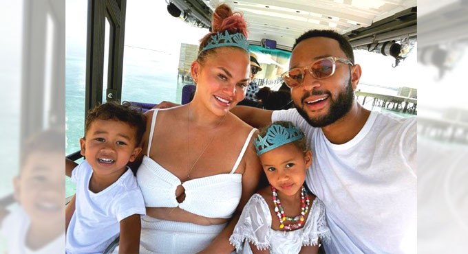 Chrissy Teigen flies to Italy with family after cyberbullying controversy