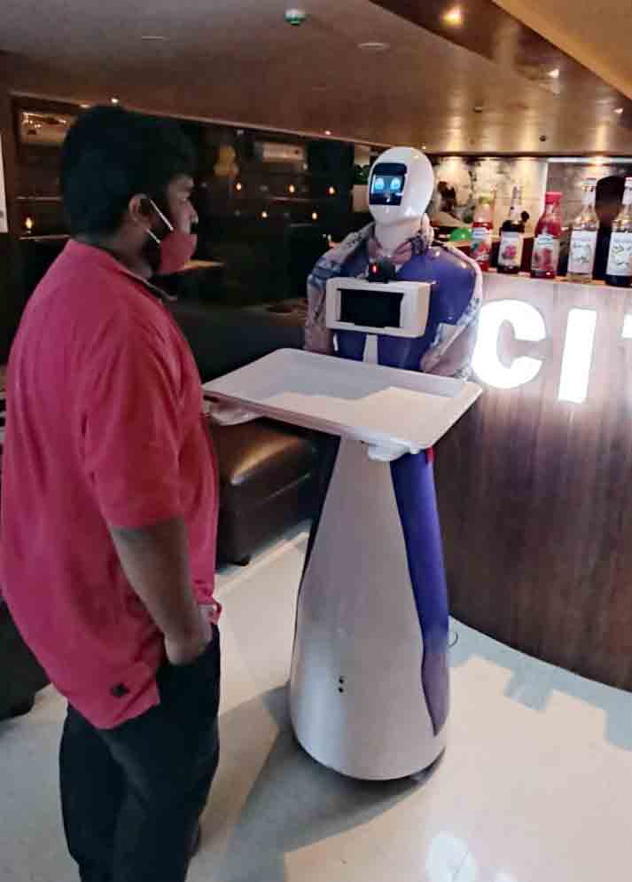 Meet Maira, Hyderabad’s very own ‘talking robot’ waiter-Telangana Today
