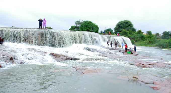 Telangana’s Nanajipur waterfalls, a new tourist attraction