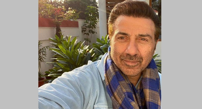 Sunny Deol celebrates 38 years of his debut film 'Betaab' - Telangana Today