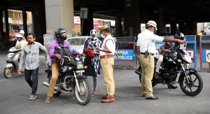 Cyberabad Traffic cops clarify on challan issue viral on social media -  Telangana Today