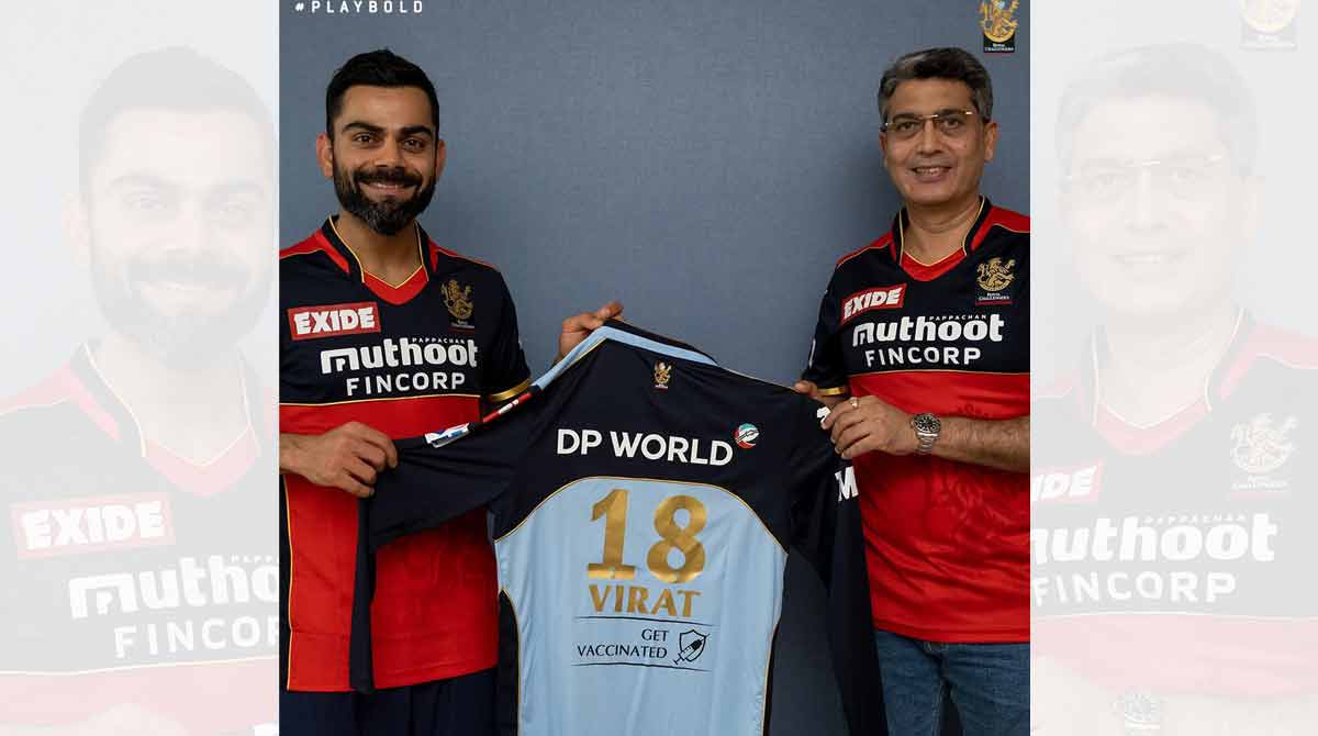 IPL 2021: RCB Unveil Blue Jersey to Pay Tribute to Frontline Workers -  News18