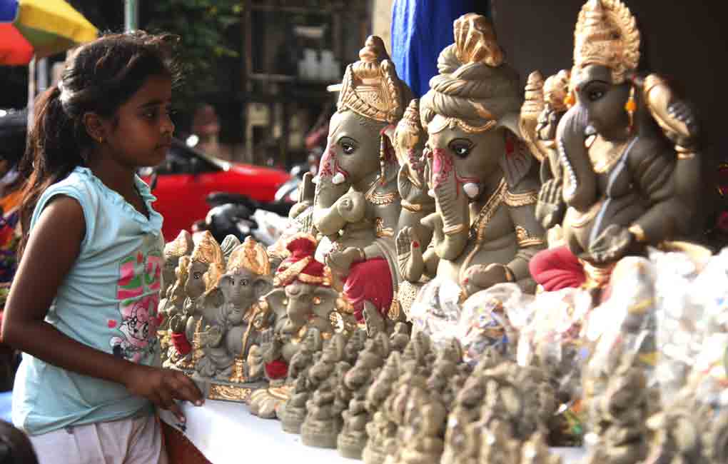 Ganesh Chaturthi: Hyderabad abuzz with festivity - Telangana Today