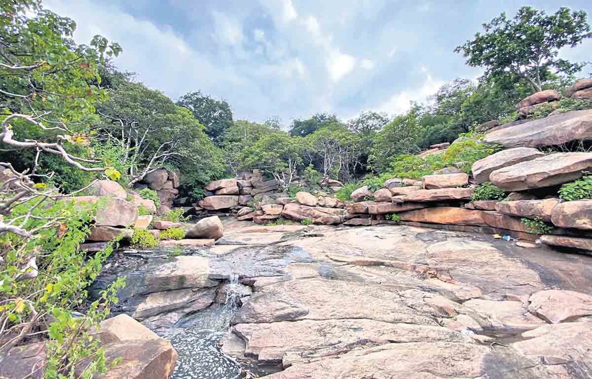 Antarganga Falls, a perfect weekend morning getaway
