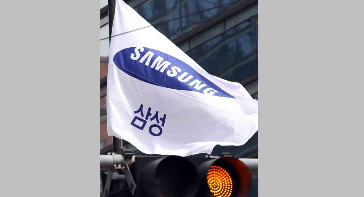 Samsung unveils new leadership, replaces all 3 CEOs