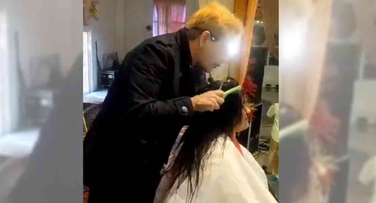 Jaipur Mayor files complaint against Jawed Habib for ‘spitting’ on woman’s hair