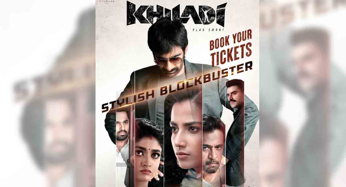 Movie Review: Krack in different bottle but Khiladi brings crowds to theatres