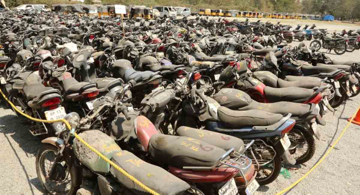 Hyderabad City Police gets Rs.51.7 lakh from auction of abandoned, seized vehicles