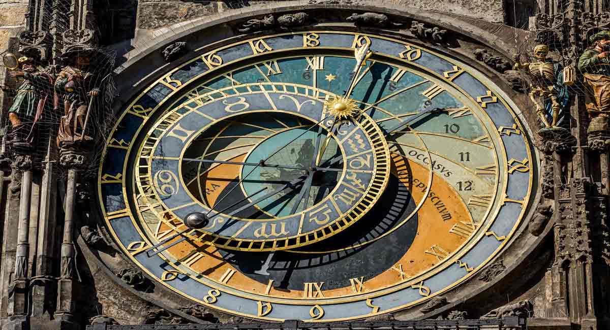 All you need to know about evolution of calendars and time
