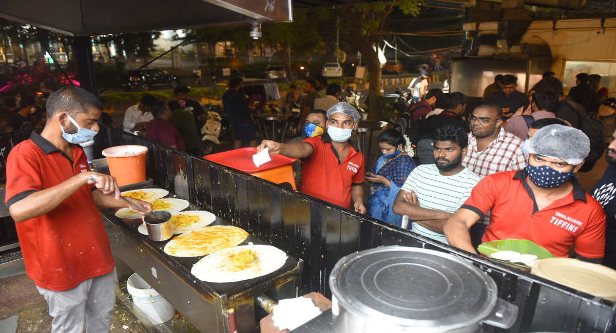 As Covid recedes, Hyderabad’s DLF night street gets buzzing again