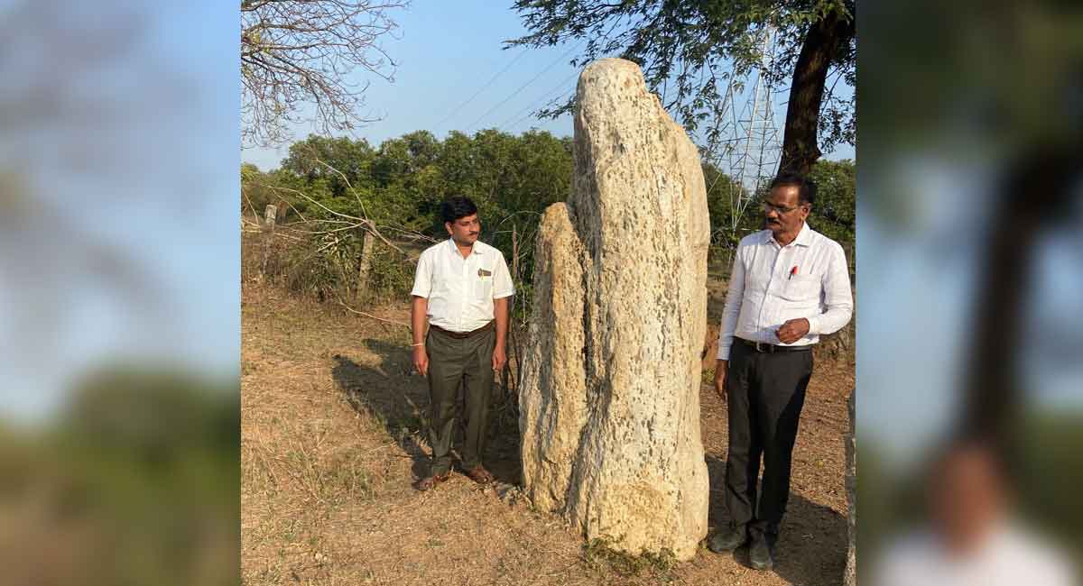 Telangana: Menhir from Iron Age discovered at Ellarigudem