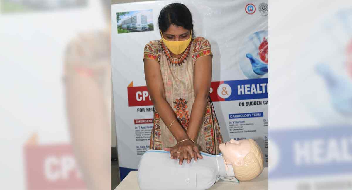 Hyderabad: Workshop on CPR held at SLG Hospitals