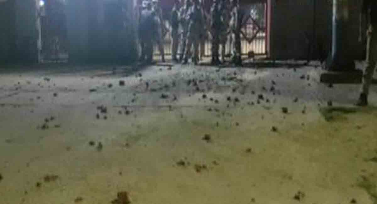 AP: 15 injured during clashes between two groups in Kurnool, 20 arrested 