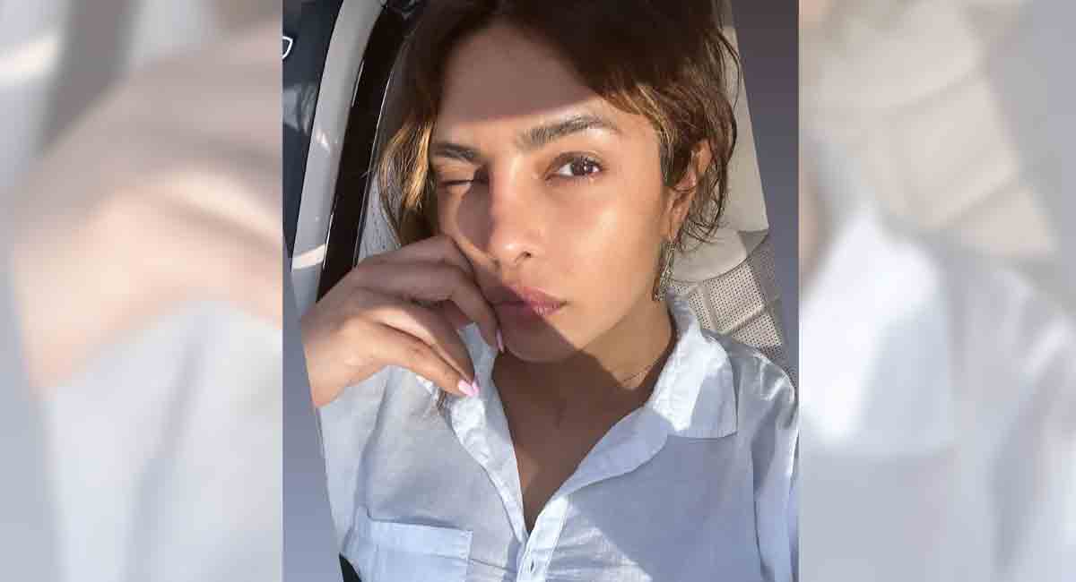 Priyanka Chopra shares sunkissed selfie, fans call her ‘queen’