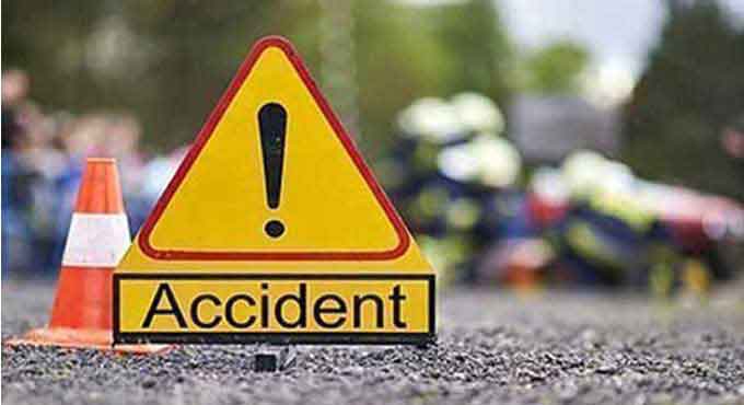 Hyderabad: Five students injured in car mishap on Necklace Road