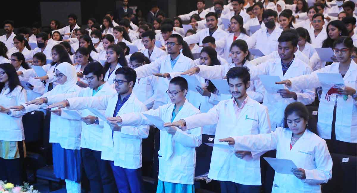 Hyderabad: White coat ceremony held at Apollo Hospitals