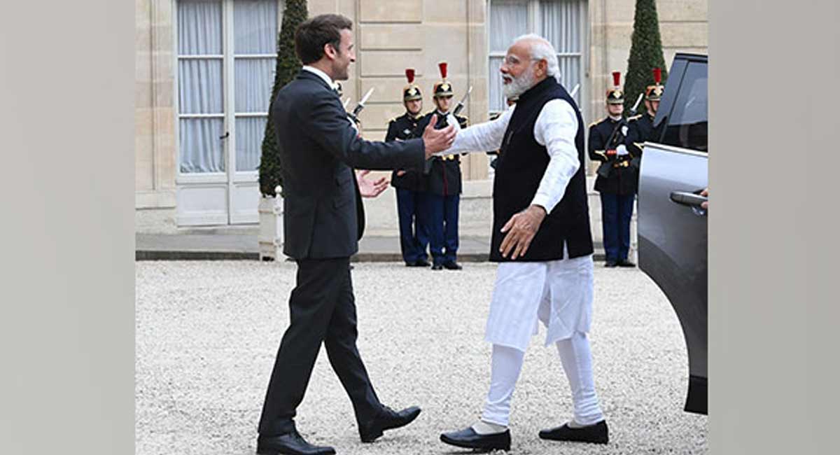 France to work closely with India on Make in India initiatives in space, defence