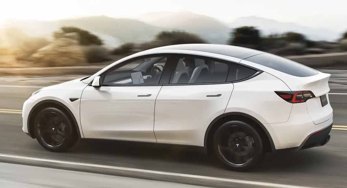Tesla Model Y allegedly catches fire while driving in Canada-Telangana ...