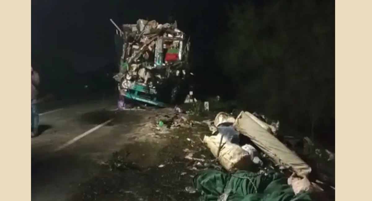 8 killed in road accident in K’taka