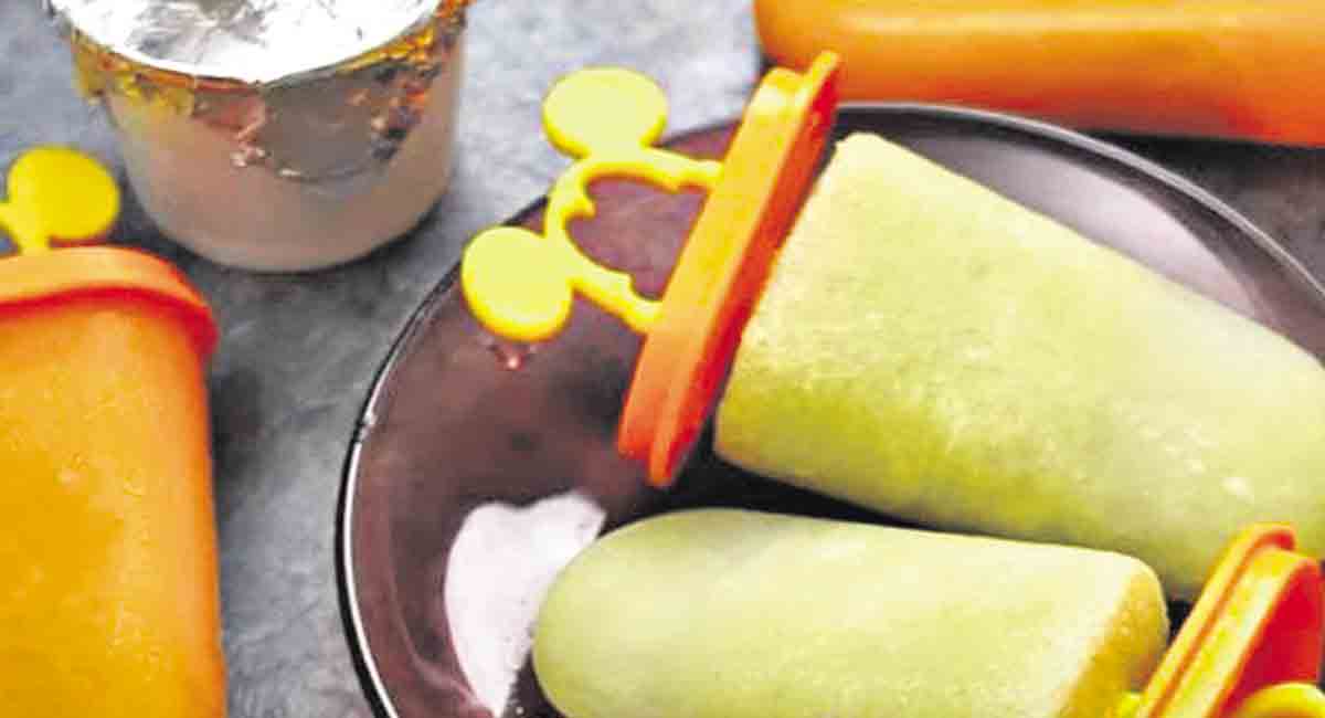 Get some fun into the kitchen with yummy popsicles