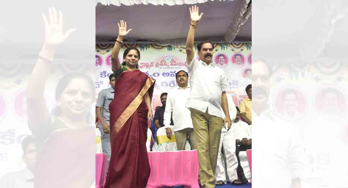 MLC Kavitha urges workers to wage a battle for scrapping new labour codes