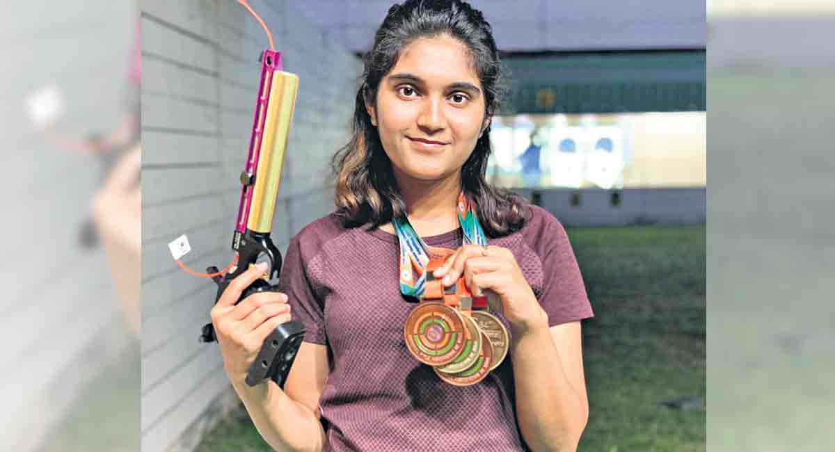 Hyderabad’s Esha Singh shoots third gold in Junior World Cup