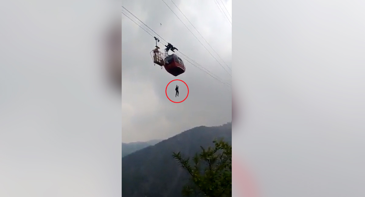 8 tourists stuck in cable car in Himachal; Rescue operation underway