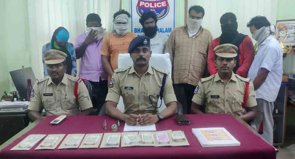 Fake currency racket busted, eight, including minor arrested in Kothagudem