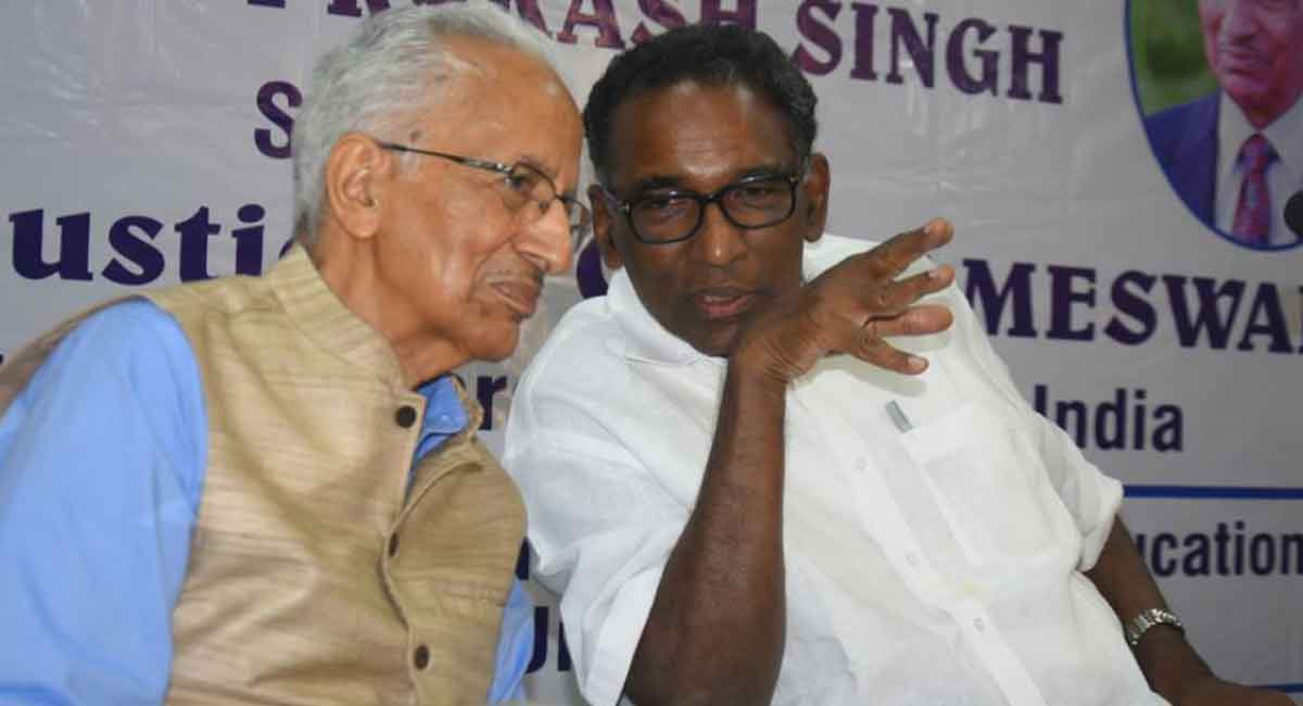 Reforms not possible in isolation: Justice Chelameswar