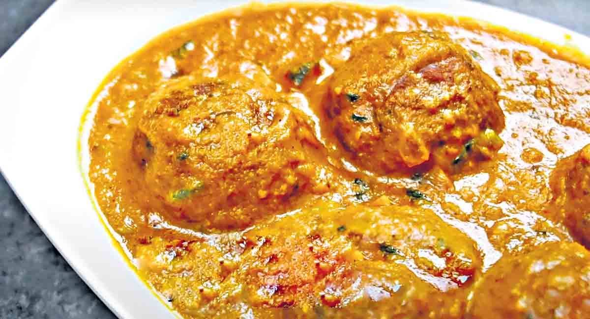 Try this soothing chicken kofta curry