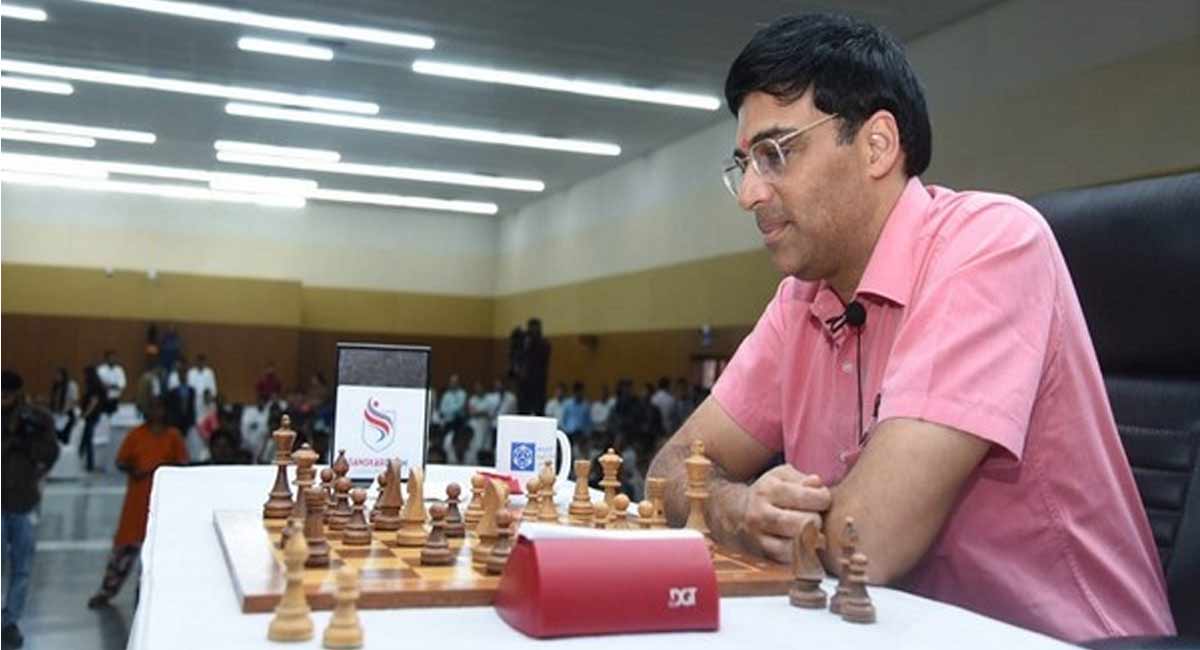 Norway Chess: Viswanathan Anand defeats Carlsen, leads standings