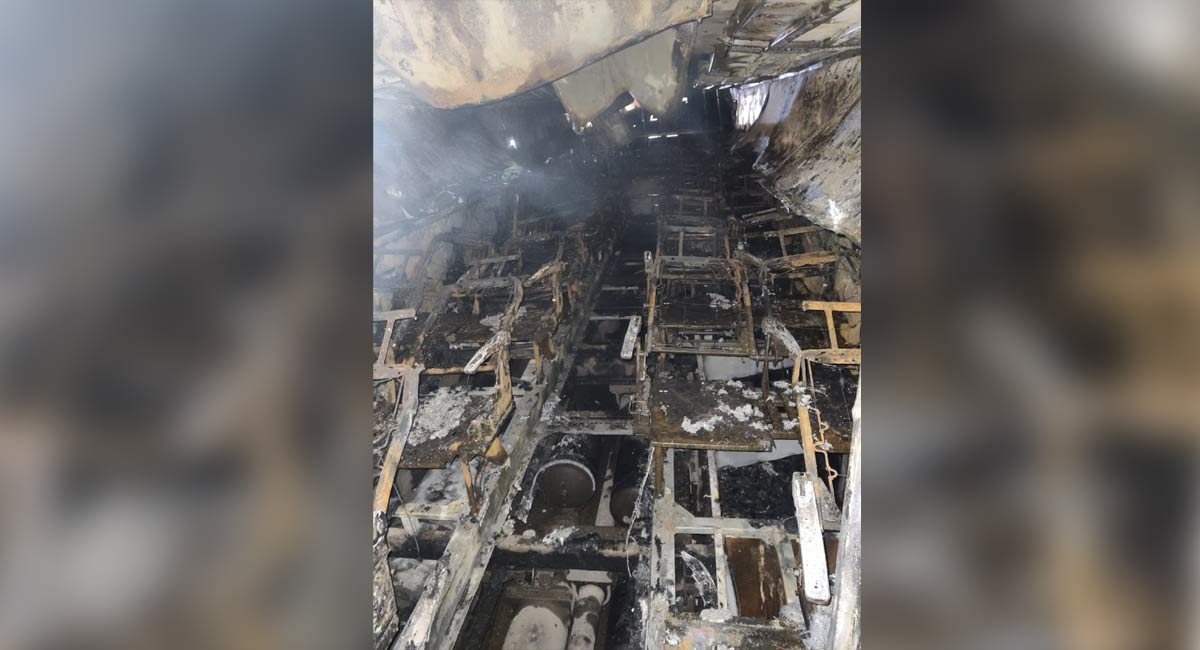 Telangana: Fire engulfs TSRTC bus near Jadcherla, passengers safe
