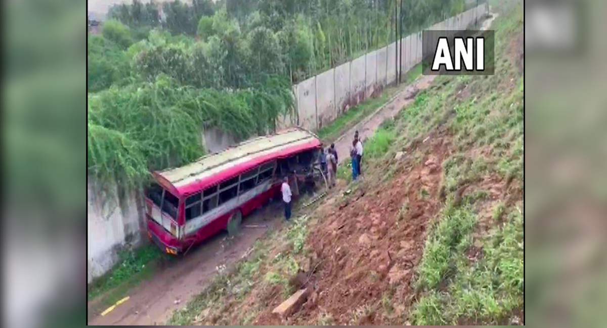 Bus falls off flyover in Uttar Pradesh’s Aligarh; 1 dead, several injured