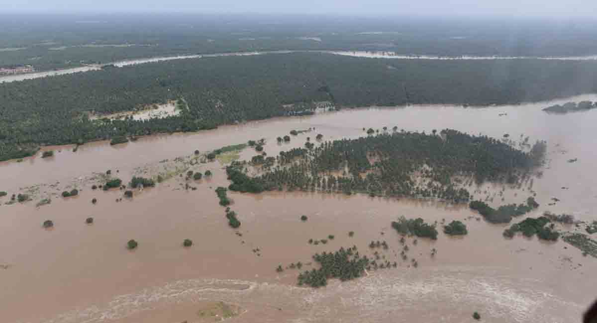 Godavari flood situation grim in Andhra Pradesh