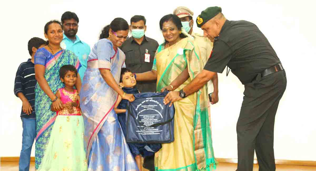 Governor Tamilisai attends felicitation ceremony of CWSN in Secunderabad
