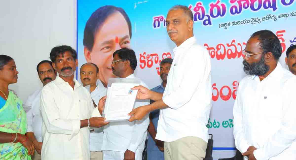 Regularisation certificates issued to 170 residents in Siddipet 