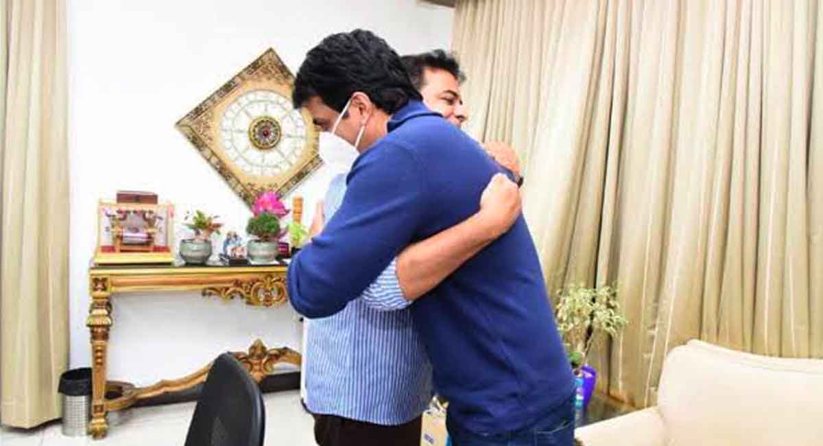 KTR wishes Sonu Sood on his birthday; check out the heartwarming pic