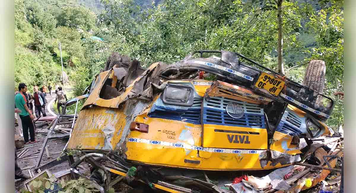 Sixteen killed as bus falls into gorge in Himachal Pradesh